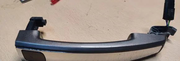 Cadillac SRX Front door exterior handle 44975