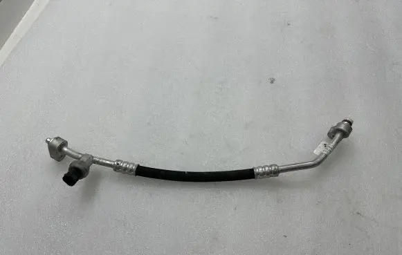 BMW i3 Air conditioning (A/C) pipe/hose 9291278 202966 6450