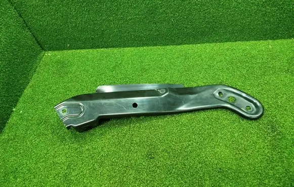 Volkswagen Crafter Top upper radiator support slam panel 7C0805932