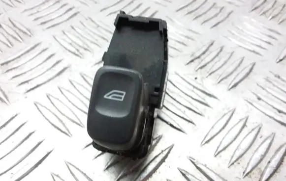 Volvo V70 Electric window control switch 9472275