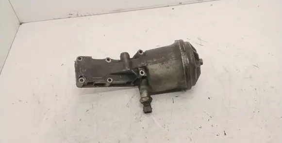 BMW 3 E30 Oil filter mounting bracket 1709510 M40B18