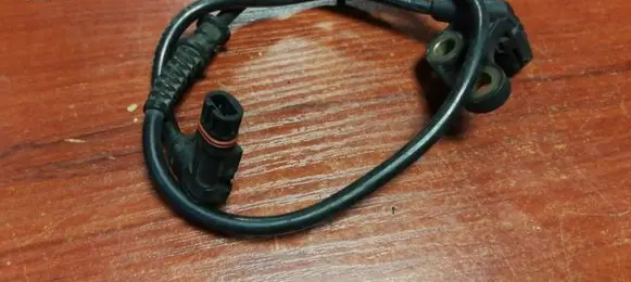 Mercedes-Benz C W202 ABS brake wheel speed sensor 1705400917