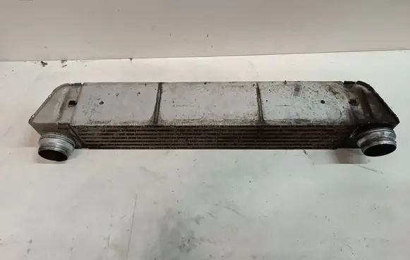BMW 5 E60 E61 Intercooler radiator