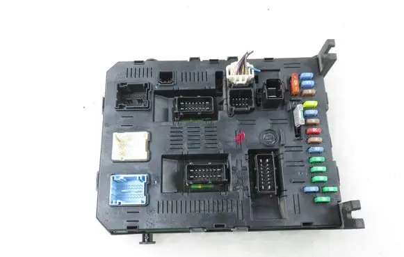 Peugeot 307 Central body control module 2167600315B 281148373A 281133468A