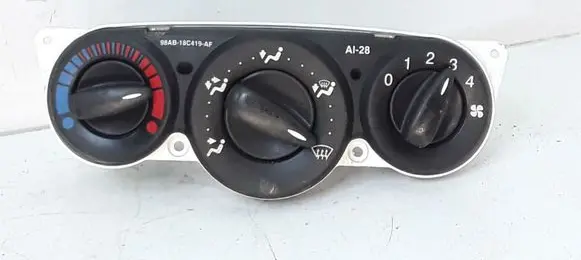Ford Focus Climate control unit 98AB18C419AF