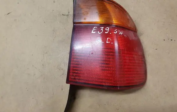 BMW 5 E39 Rear/tail lights 393326
