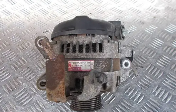 Toyota RAV 4 (XA40) Generator/alternator 2706026081 1042118121 31081