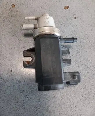 Volkswagen Sharan Turbo solenoid valve 1H0906627A 72190325