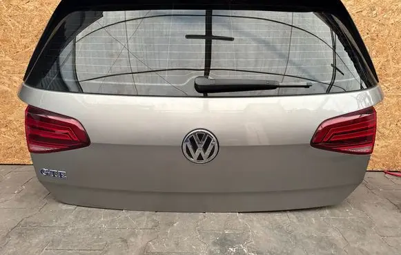 Volkswagen Golf VII Tailgate/trunk/boot lid 5G6827025AB 5G6827025K