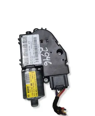 Volkswagen Tiguan Sunroof motor/actuator 7N0959591B 0390200080 51576520