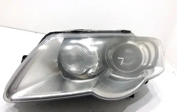 Volkswagen PASSAT B6 Headlight/headlamp 3C0941751K