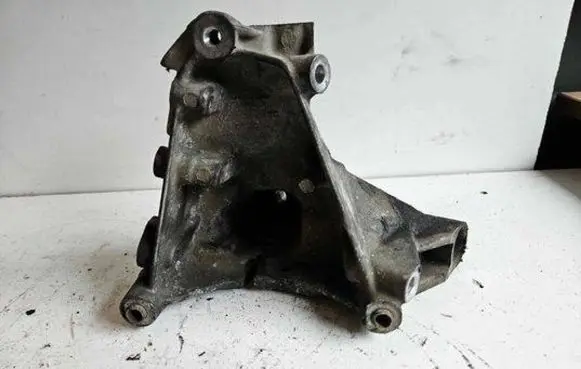 Volvo XC90 A/C compressor mount bracket 6G9N19D624BC