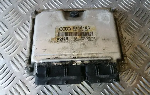 Audi A4 S4 B6 8E 8H Engine control unit/module 8E0907401B 0281010446