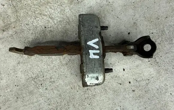 Toyota Auris 150 Front door check strap stopper