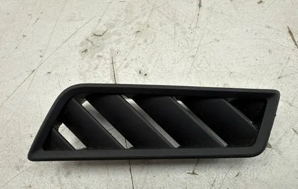 Volkswagen Golf VIII Dashboard air vent grill cover trim 5H2819705A