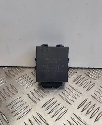 Toyota Avensis T270 Window wiper relay 8594005040
