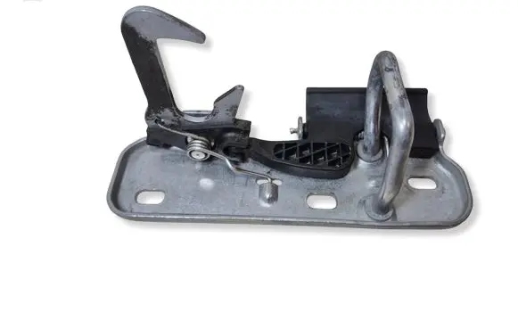 Volkswagen Golf VI Engine bonnet/hood lock/latch loop/hook 1Q0823480