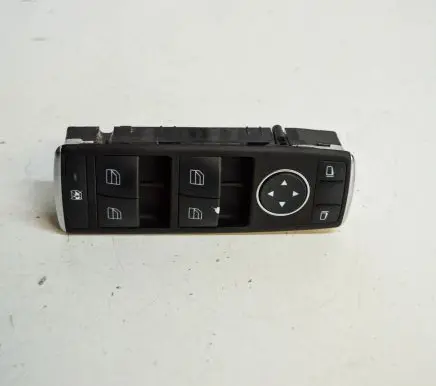 Mercedes-Benz C W204 Electric window control switch A2049055302