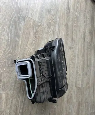 Volkswagen ID. Buzz Interior heater climate box assembly 1EA820153N 1T3815215C