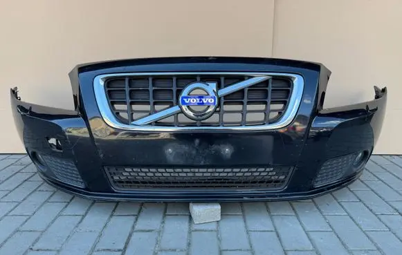 Volvo V70 Front bumper 30678623