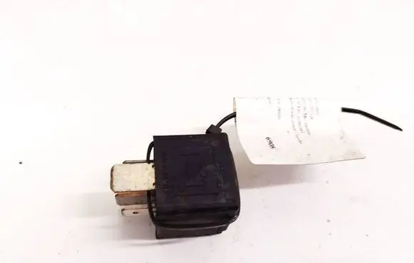 Skoda Roomster (5J) Other relay 7M0951253A 95VW10K705CA