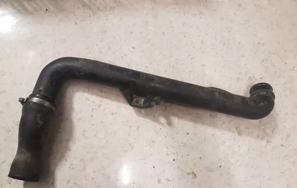 Volkswagen Golf III Intercooler pipe mounting bracket 1H0145840G