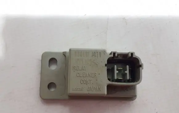 Subaru Forester SK Window wiper interval relay 88018FJ010