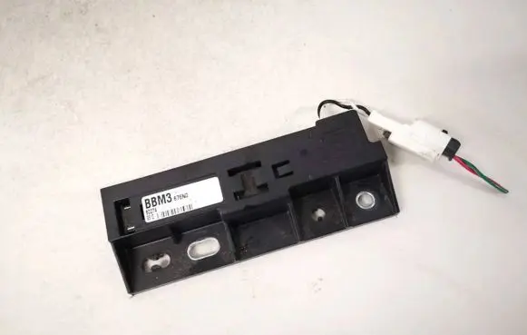 Mazda 3 II Antenna control unit bbm3676n0