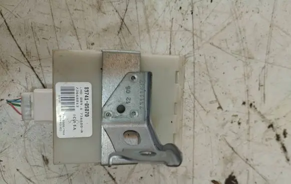 Toyota Avensis T250 Door control unit/module 8974105070 73668012 736680A