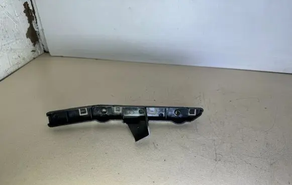 Nissan Qashqai Front bumper mounting bracket 622224EA0A