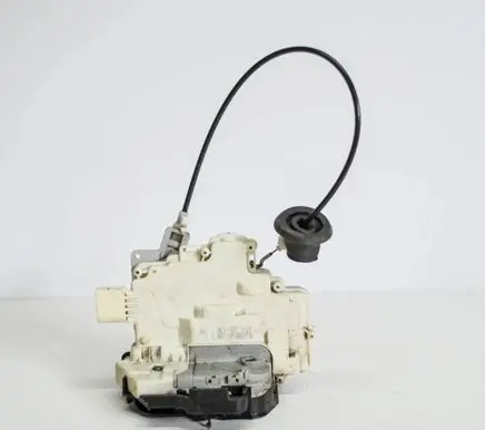 Seat Exeo (3R) Coupe door lock (next to the handle) 8E2837015AA