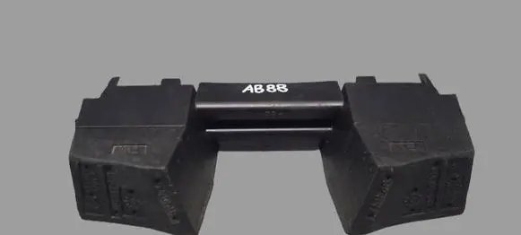 Alfa Romeo GT Front bumper foam support bar 60681568