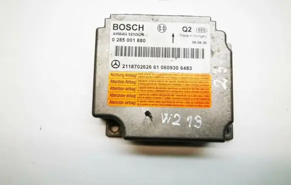 Mercedes-Benz CLS C219 Airbag control unit/module 0285001880 211870262661