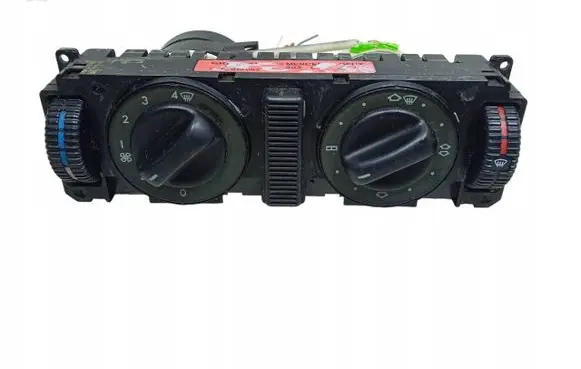 Mercedes-Benz C W202 Climate control unit 2028300985