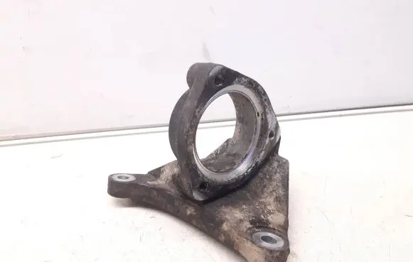 Opel Zafira C Driveshaft support bearing bracket 13219107 MJB1002432