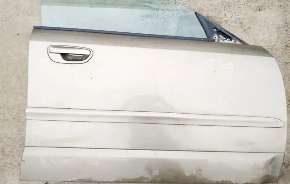 Subaru Legacy Front door rudos