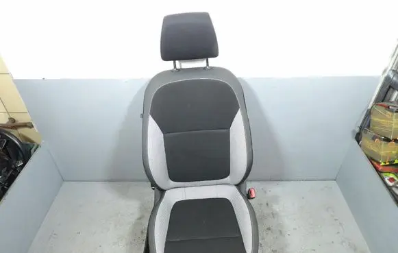Skoda Fabia Mk3 (NJ) Front passenger seat