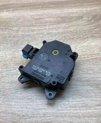 Toyota Prius (XW20) Air flap motor/actuator 0638000181
