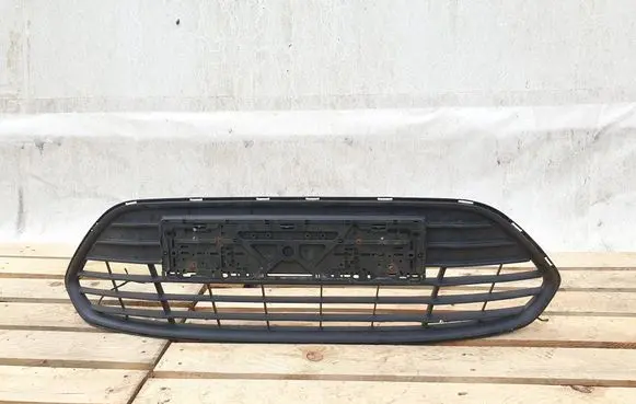 Ford Mondeo MK IV Front grill BS7117B968 17B968