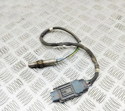 Audi Q3 F3 Lambda probe sensor 04L907805BJ 0281007139