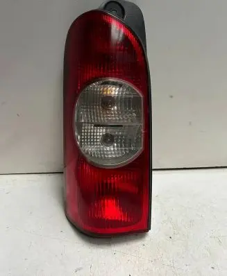 Renault Master II Rear/tail lights 8200171476