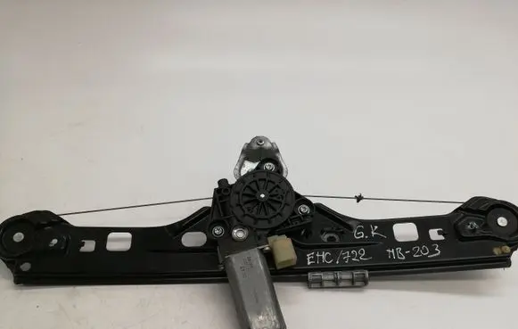 Mercedes-Benz C W203 Rear door window regulator with motor A2037300946