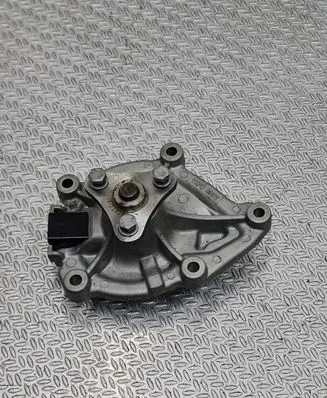 Citroen C4 II Water pump VKPC83812