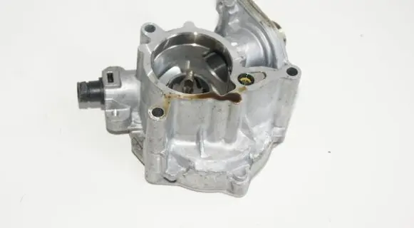Audi A6 S6 C7 4G Vacuum pump 06J145100G