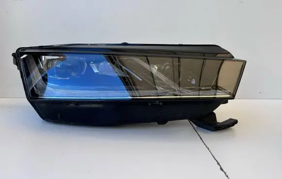 Skoda Octavia Mk4 Headlight/headlamp 5E4941016A