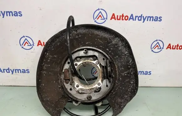 BMW 5 E60 E61 Rear wheel hub spindle/knuckle 6770905 33326770905
