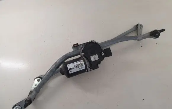 Front wiper linkage and motor