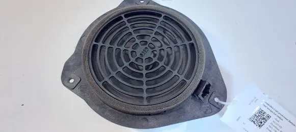 Audi A1 Front door speaker 8X0035411