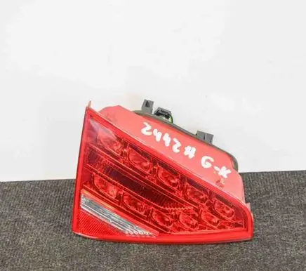 Audi RS5 Tailgate rear/tail lights 8T0945093A