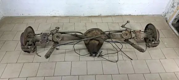 Volkswagen Crafter Rear axle beam with reductor 